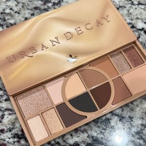 Urban Decay Eyeshadow Palette Warm